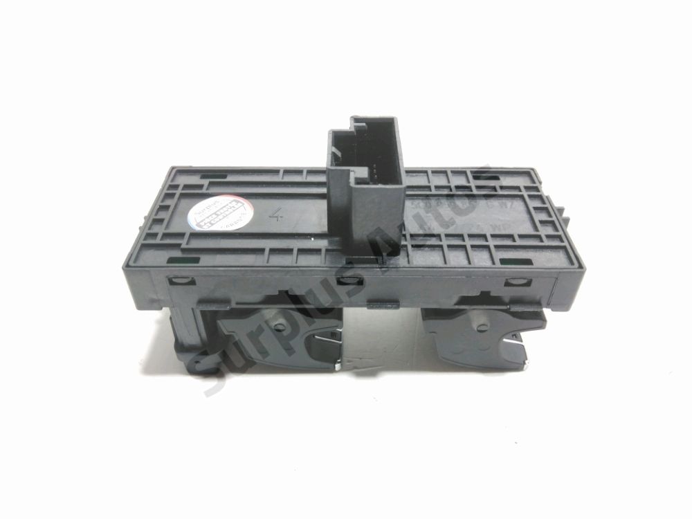 Commande lève-vitre avant gauche
