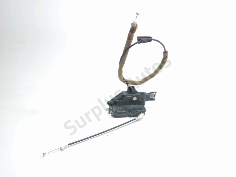 Serrure de porte avant droite