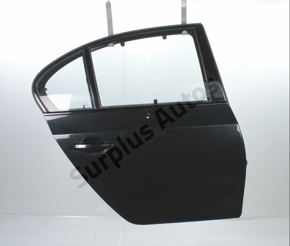 Porte arrière droite