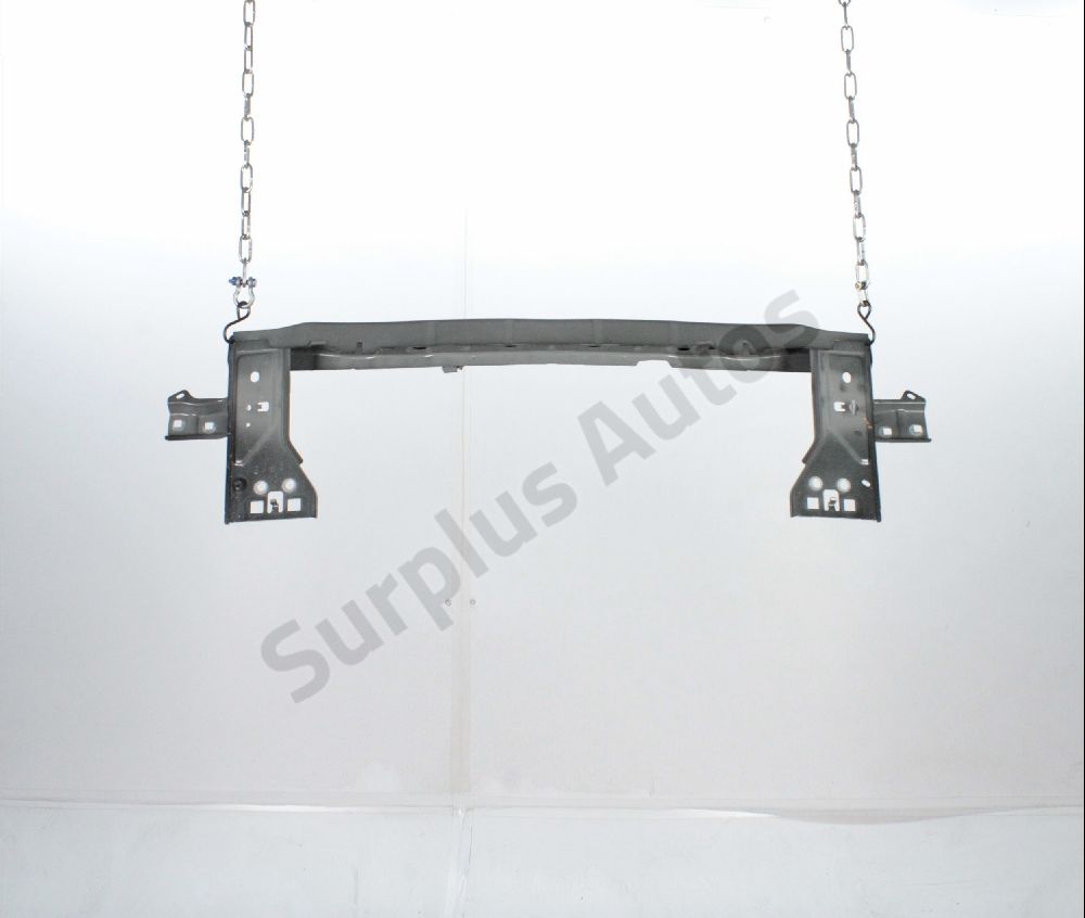 Traverse supérieure armature avant