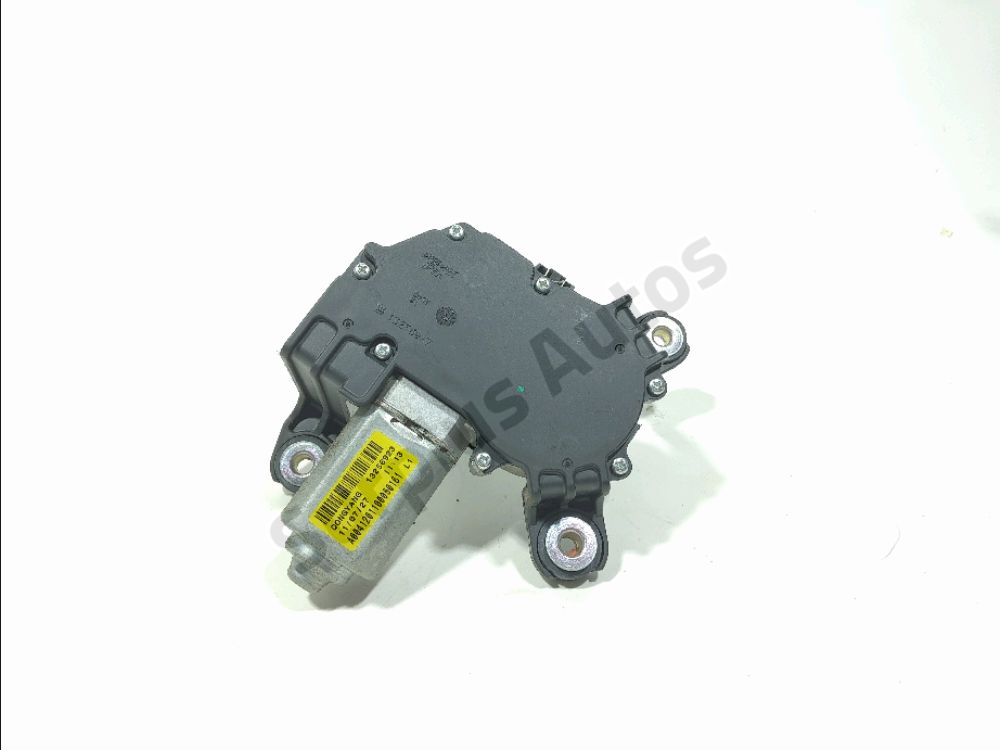 Moteur d'essuie glace arrière
