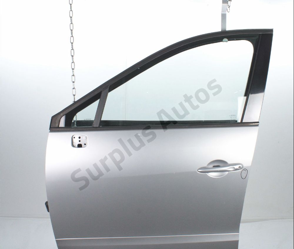 Porte avant gauche