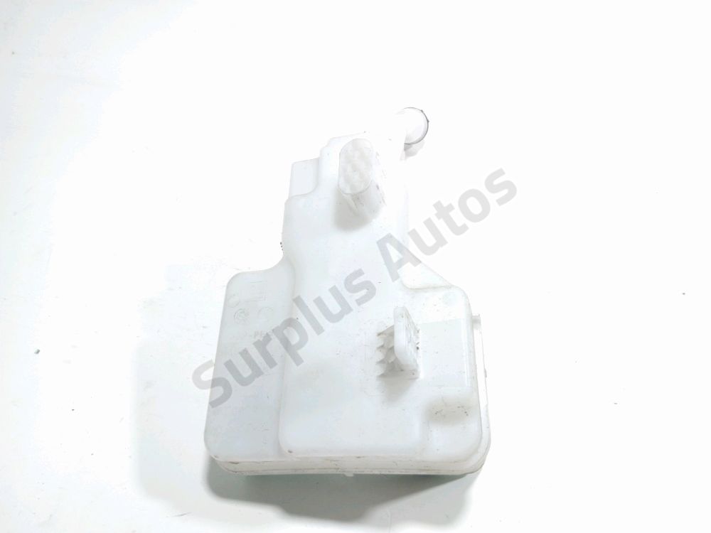 Réservoir de lave glace avant