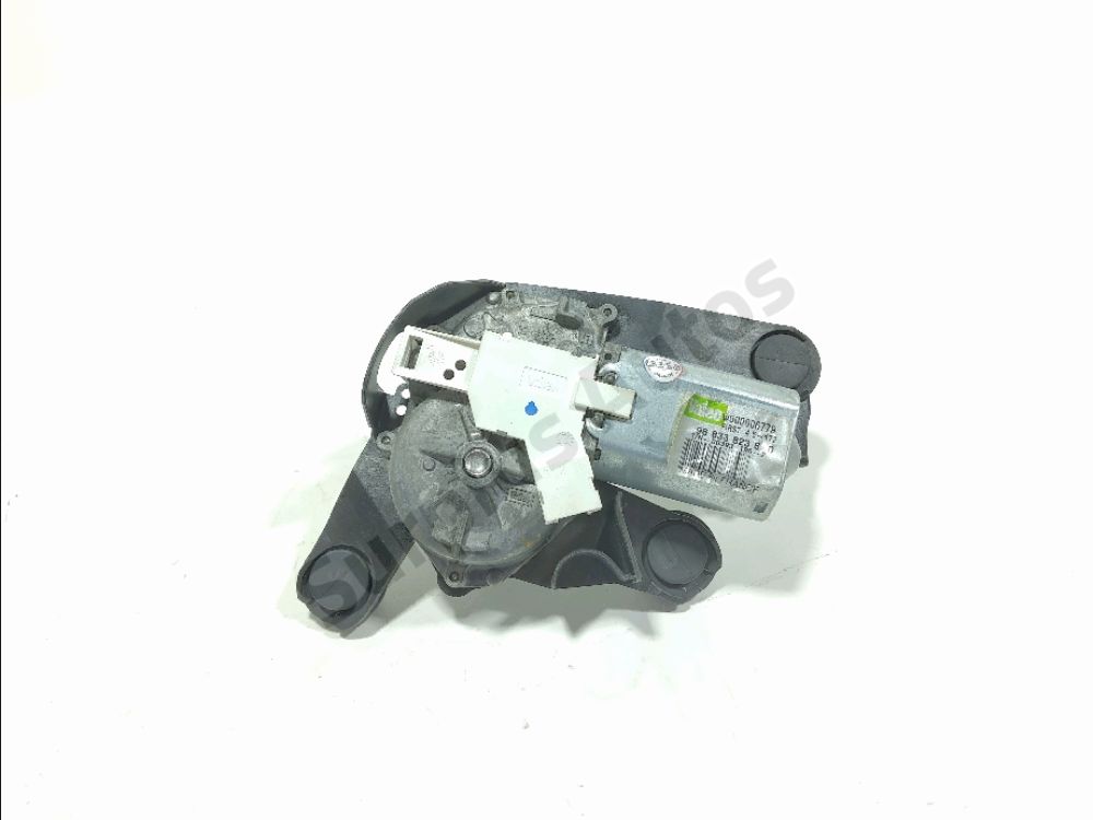 Moteur d'essuie glace arrière