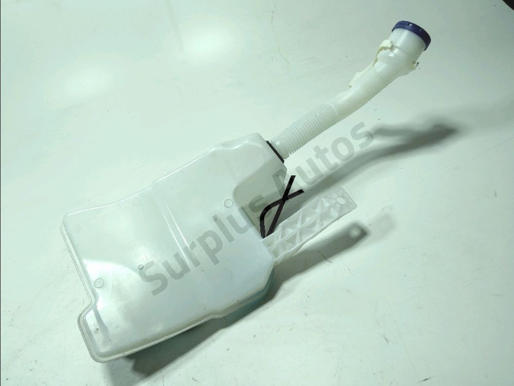 Réservoir de lave glace avant