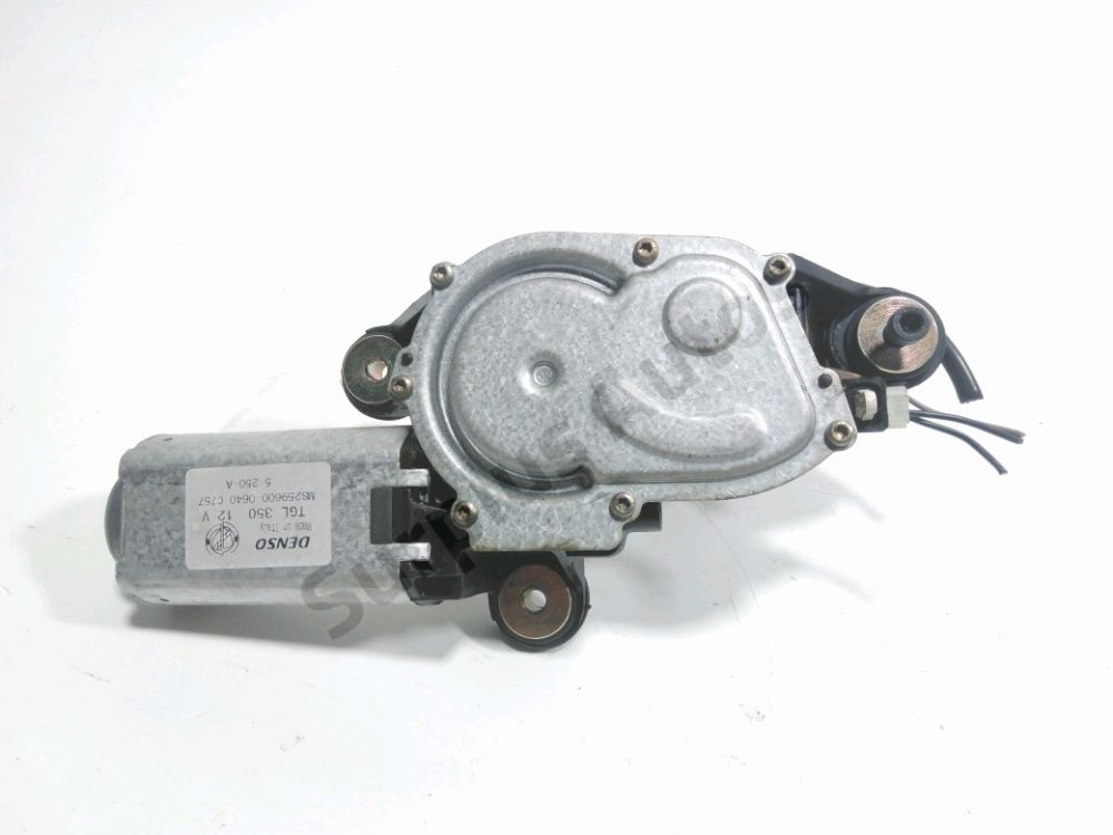 Moteur d'essuie glace arrière