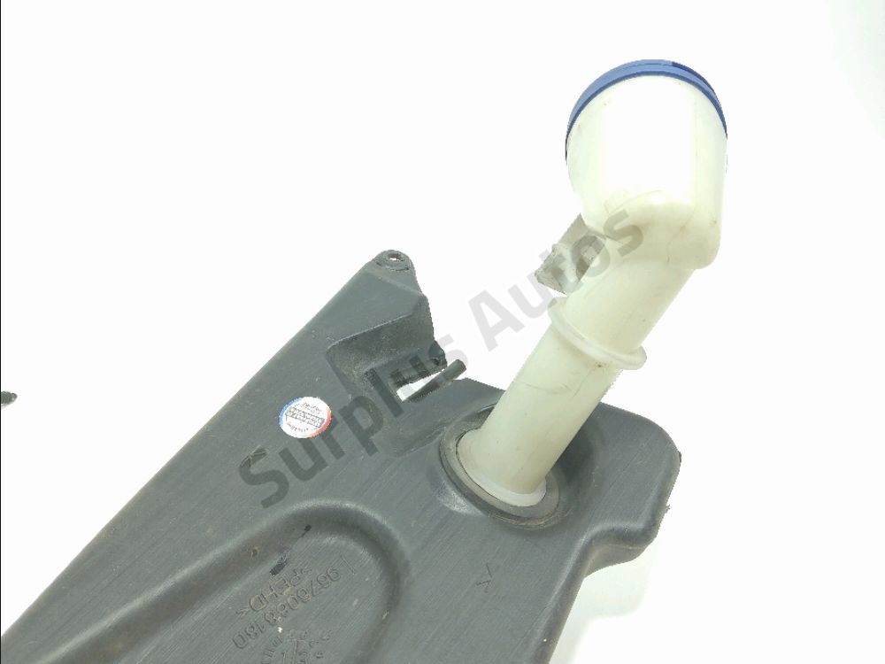 Réservoir de lave glace avant