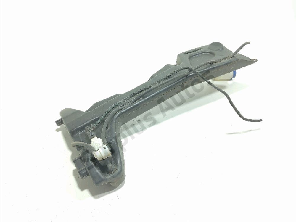 Réservoir de lave glace avant
