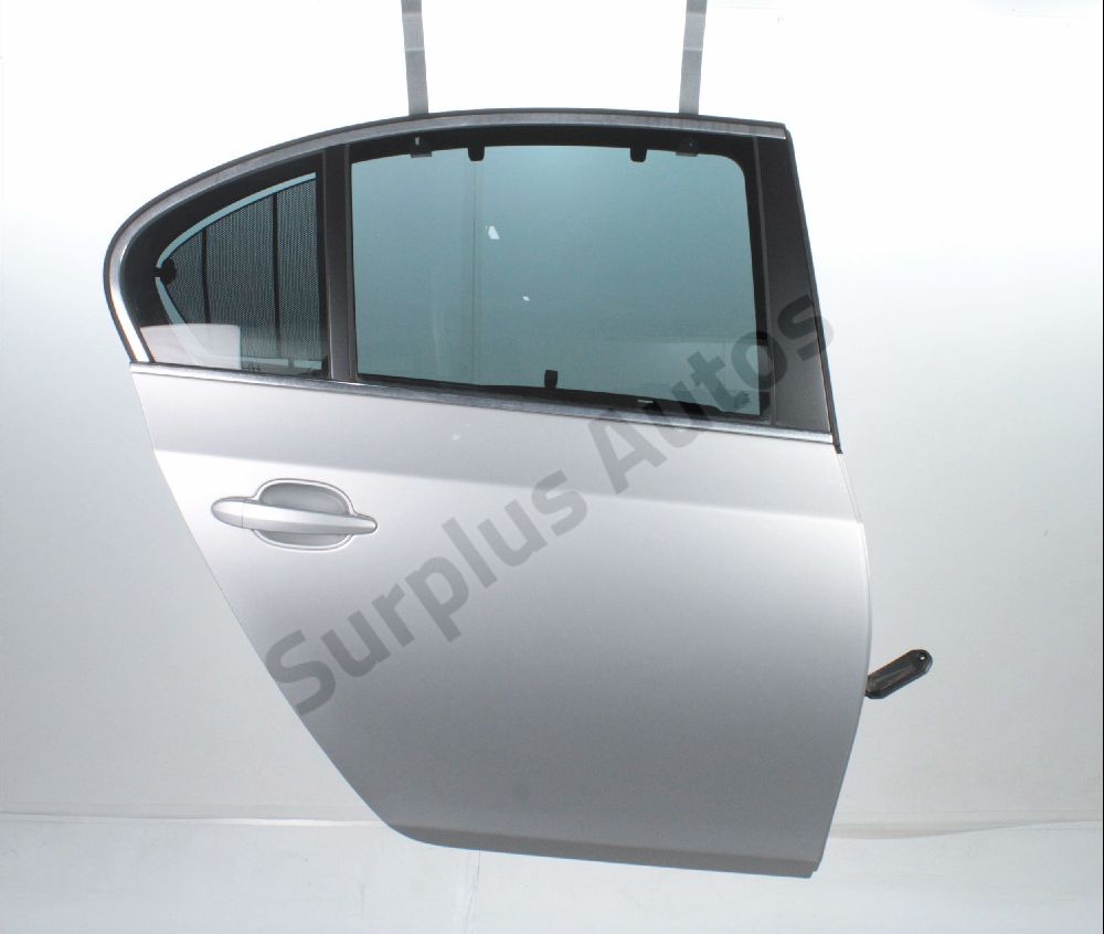 Porte arrière droite