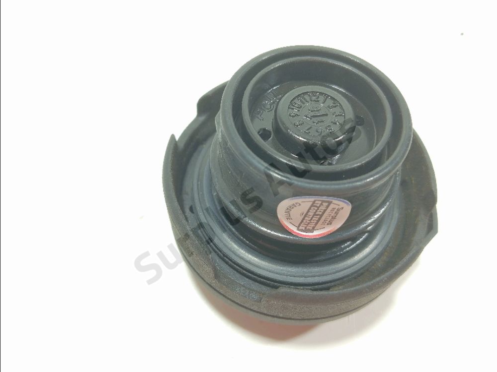 Bouchon de réservoir à carburant