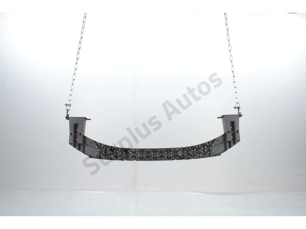 Traverse inférieure armature avant