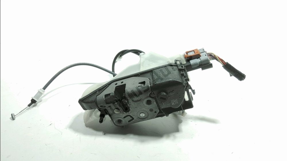 Serrure de porte battante arrière gauche