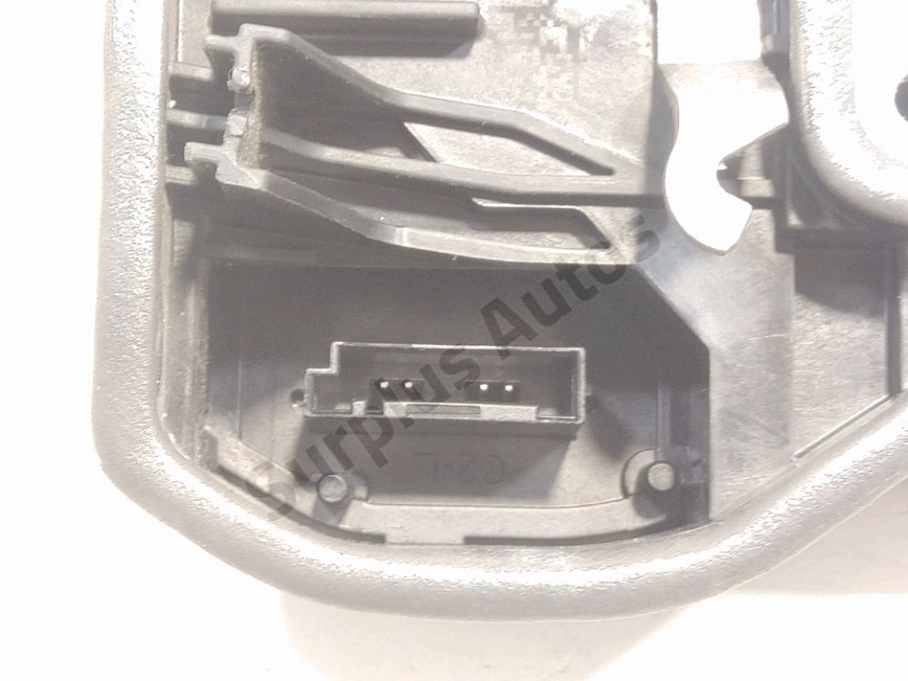 Serrure de porte avant gauche