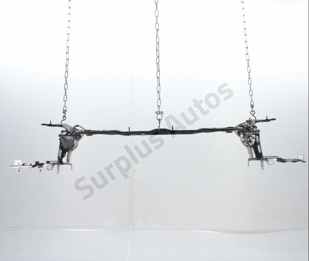 Traverse supérieure armature avant