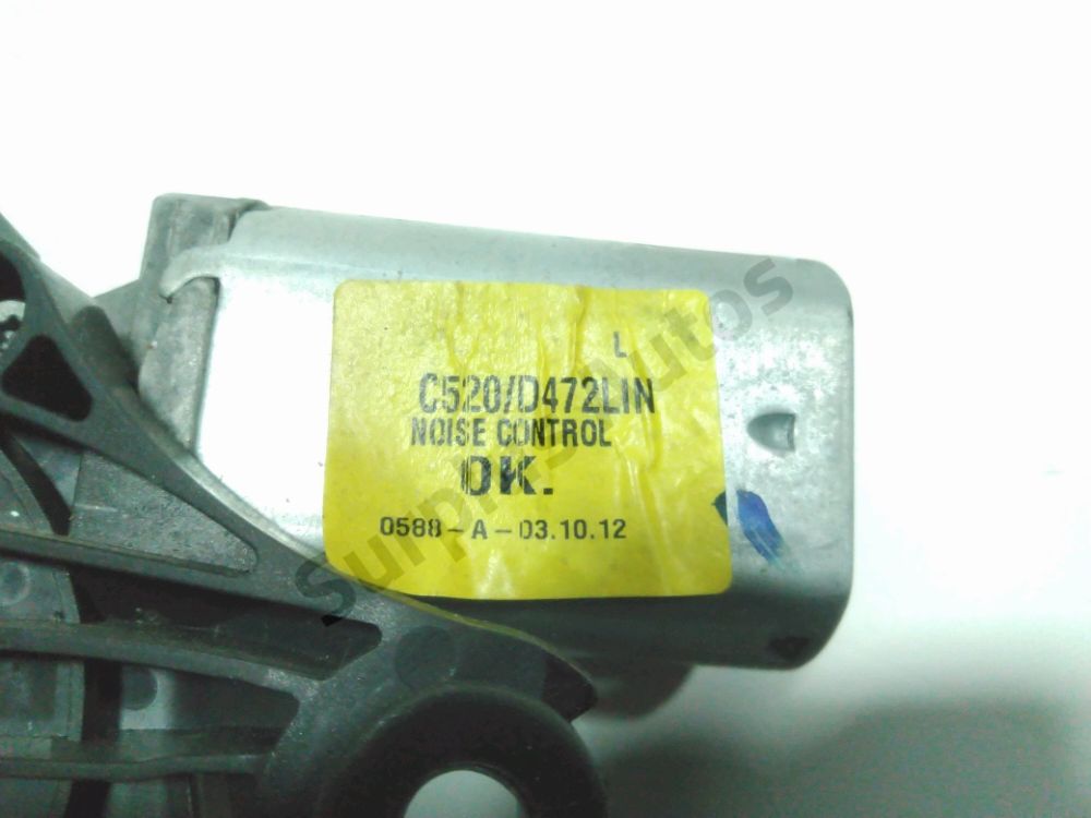 Moteur d'essuie glace arrière
