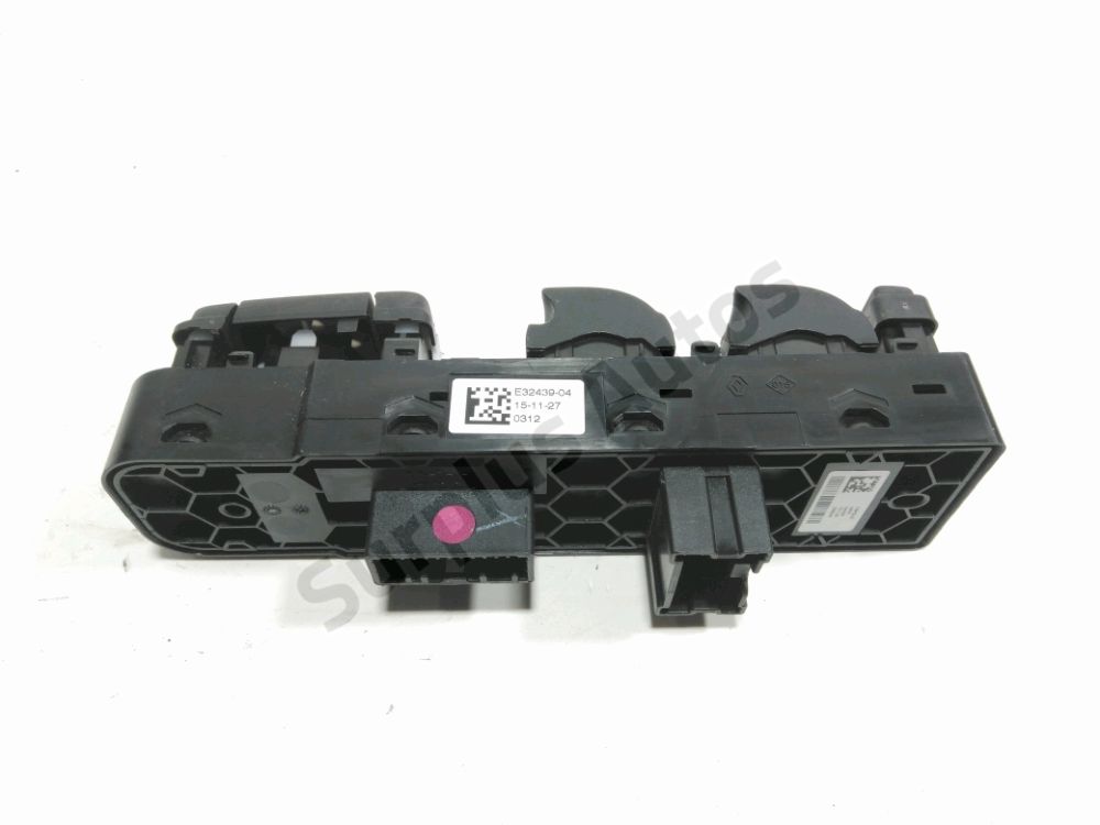 Commande lève-vitre avant gauche