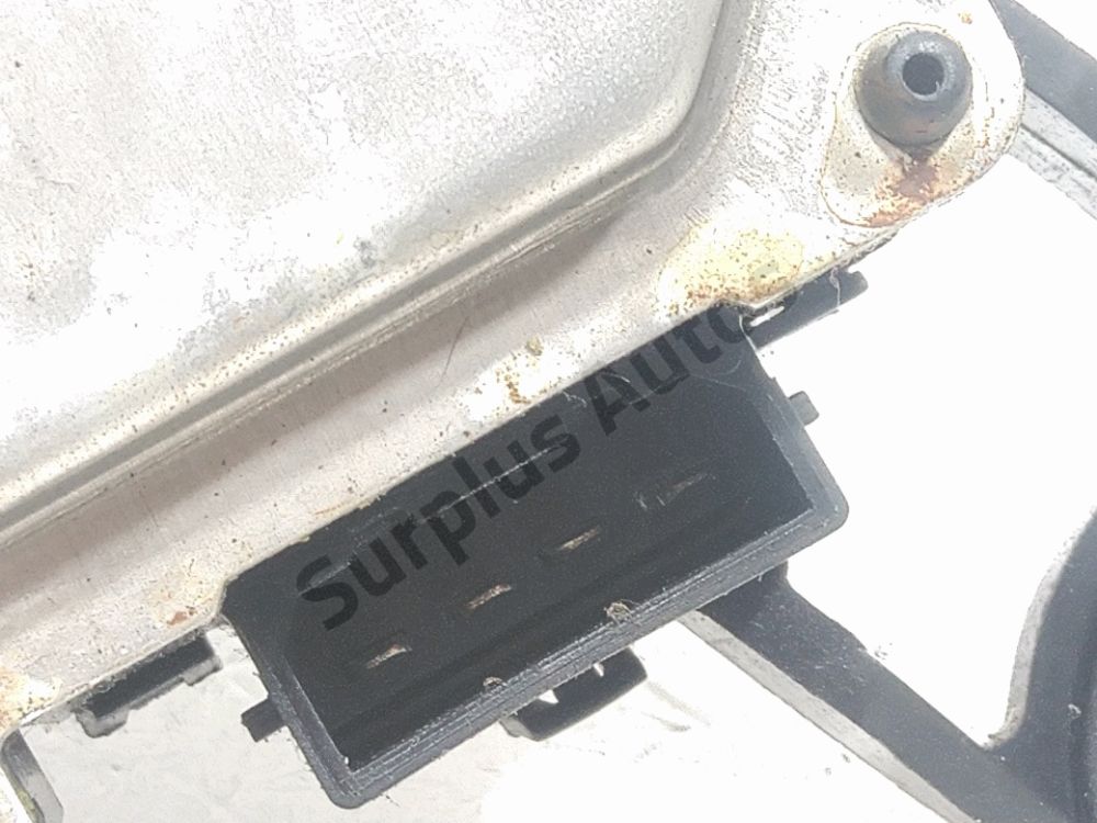 Moteur d'essuie glace arrière