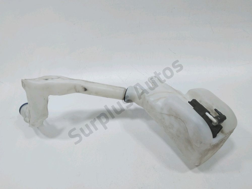 Réservoir de lave glace avant