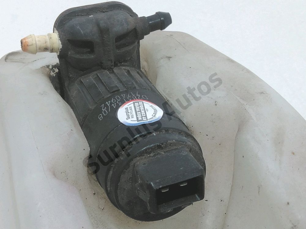 Réservoir de lave glace avant