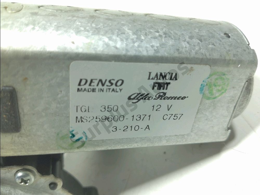 Moteur d'essuie glace arrière