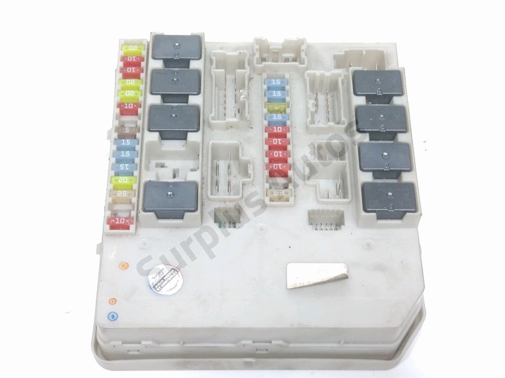 Boite à fusibles moteur