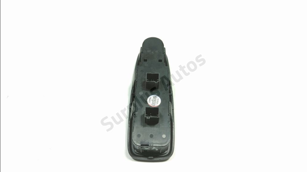 Commande lève-vitre avant gauche