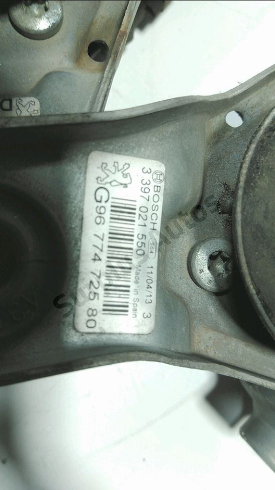 Mécanisme + moteur d'essuie glace avant