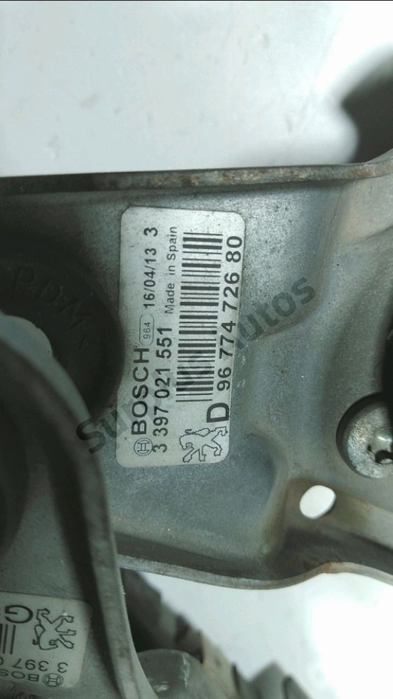Mécanisme + moteur d'essuie glace avant