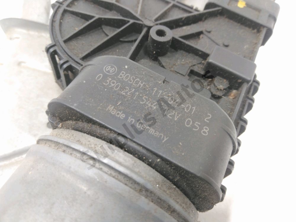 Mécanisme + moteur d'essuie glace avant