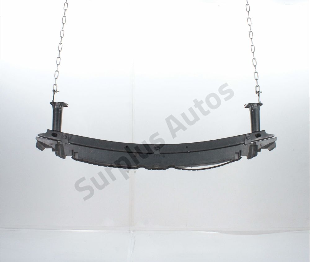 Traverse inférieure armature avant