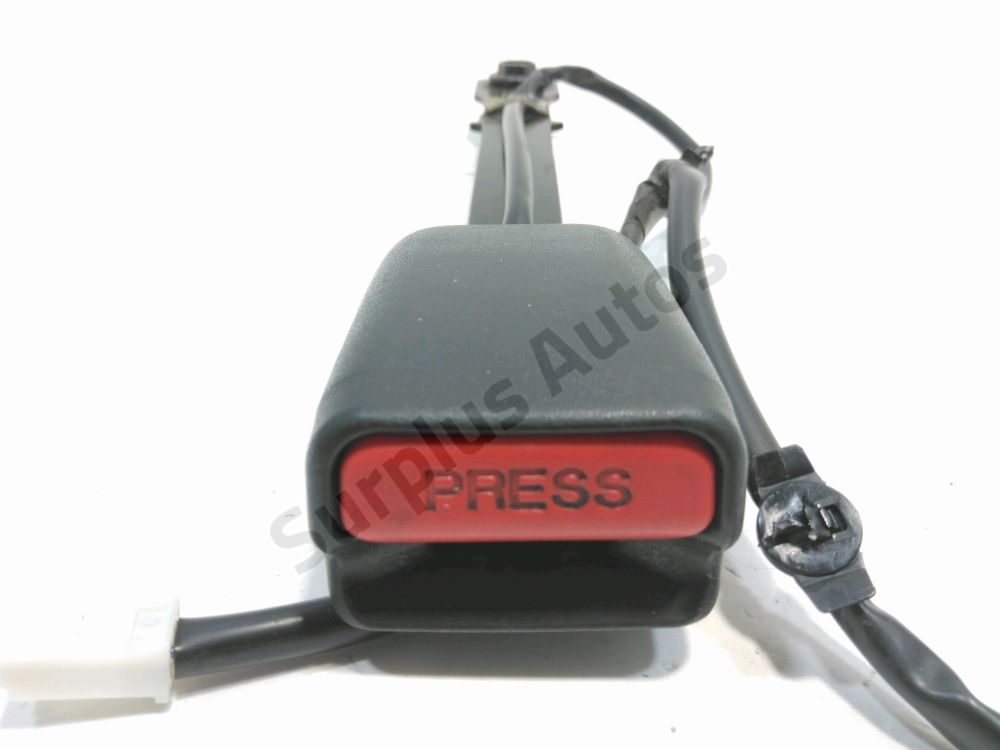 Ancrage ceinture avant droit