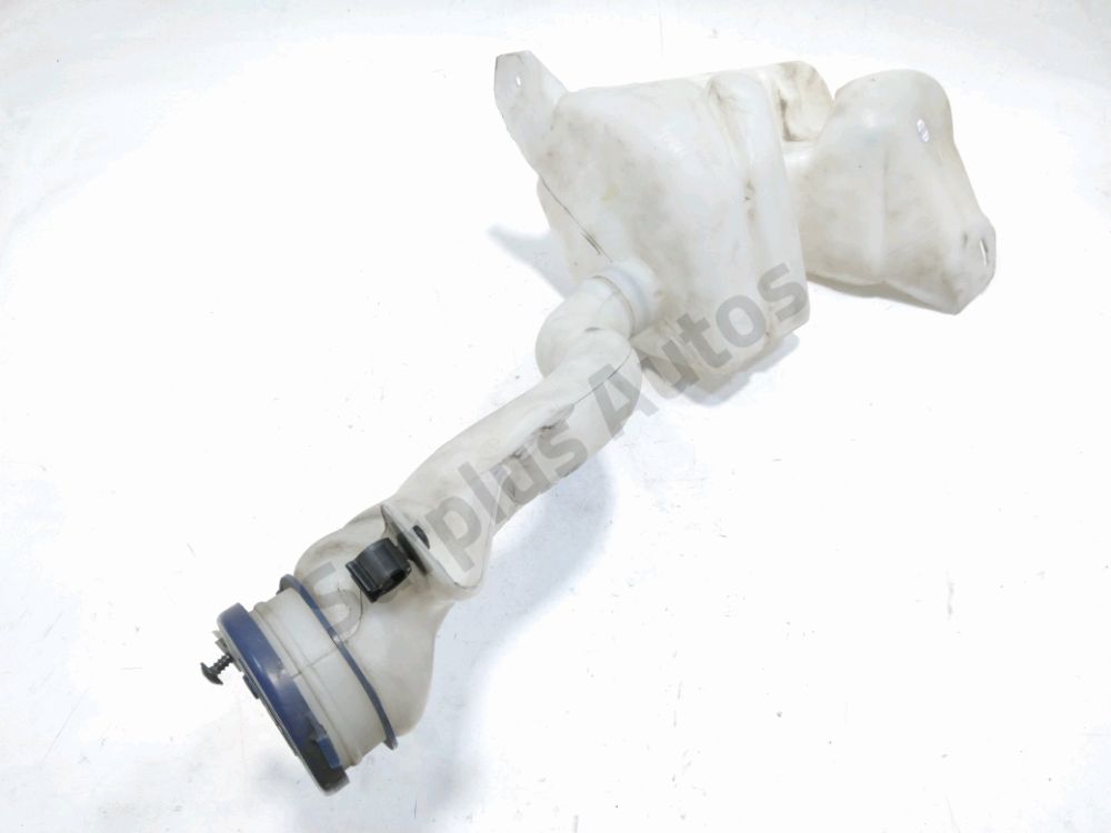Réservoir de lave glace avant