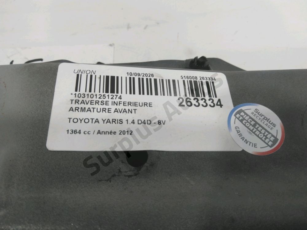 Traverse inférieure armature avant