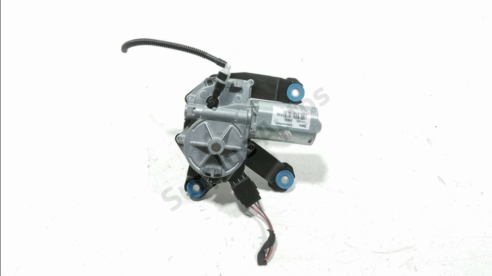 Moteur d'essuie glace arrière