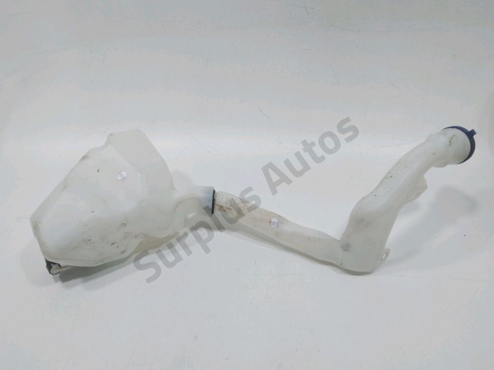 Réservoir de lave glace avant