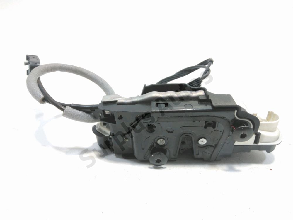 Serrure de porte avant gauche