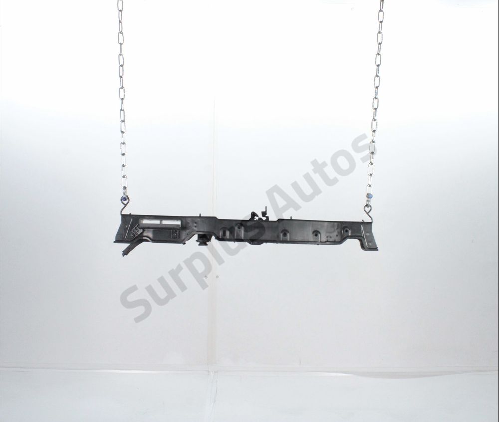 Traverse supérieure armature avant