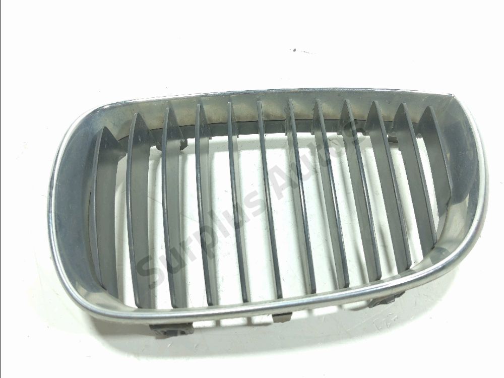 Grille de calandre droite