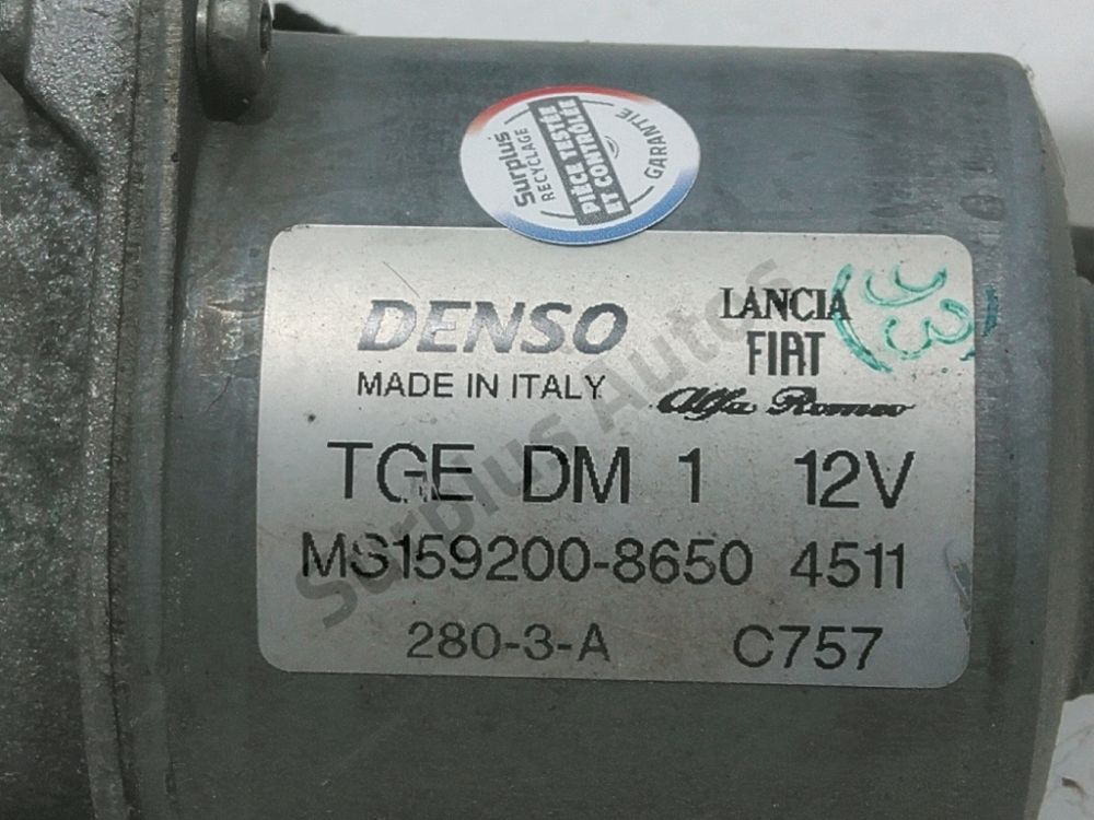 Mécanisme + moteur d'essuie glace avant