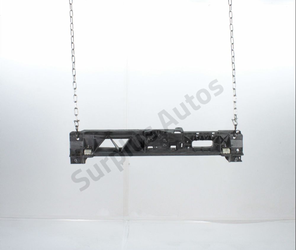 Traverse supérieure armature avant