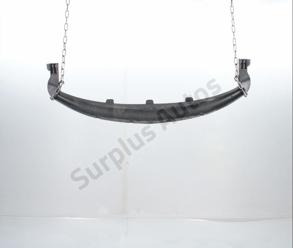 Traverse inférieure armature avant