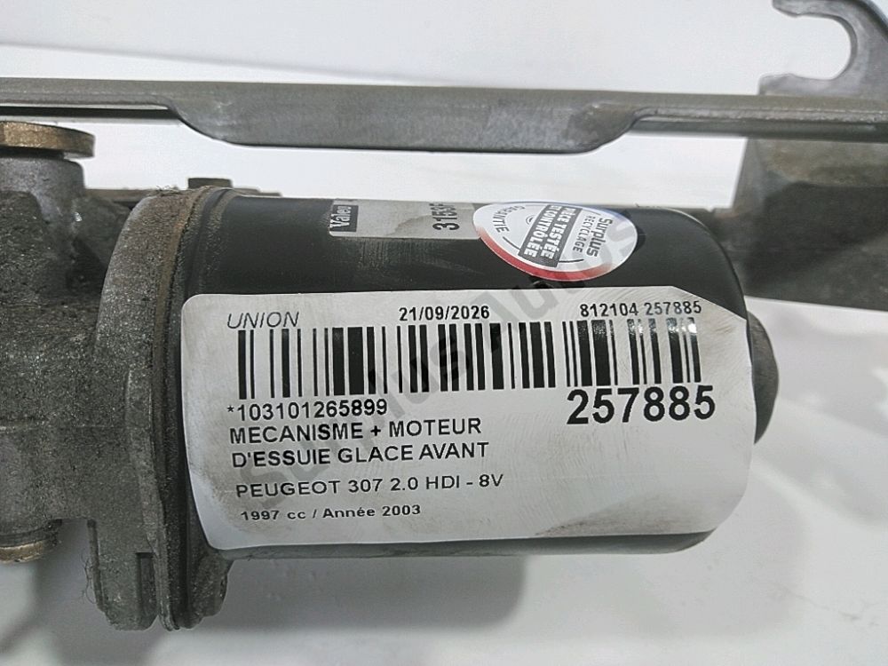 Mécanisme + moteur d'essuie glace avant