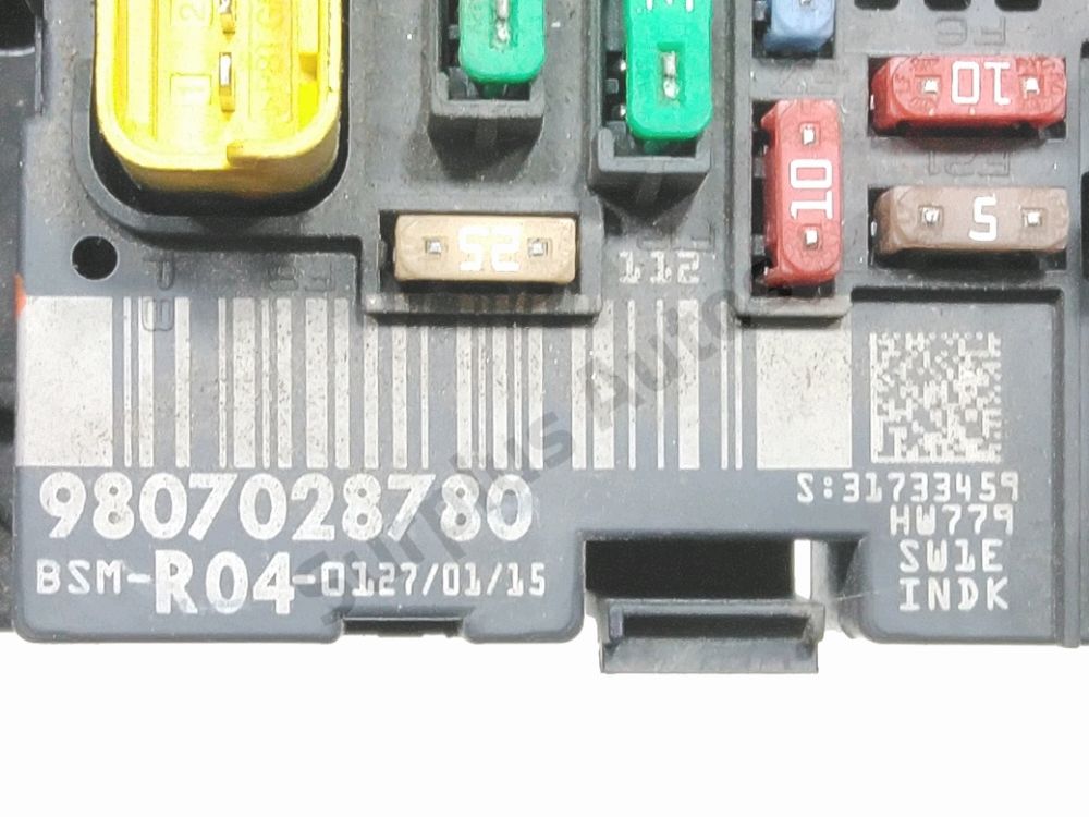 Boite à fusibles moteur