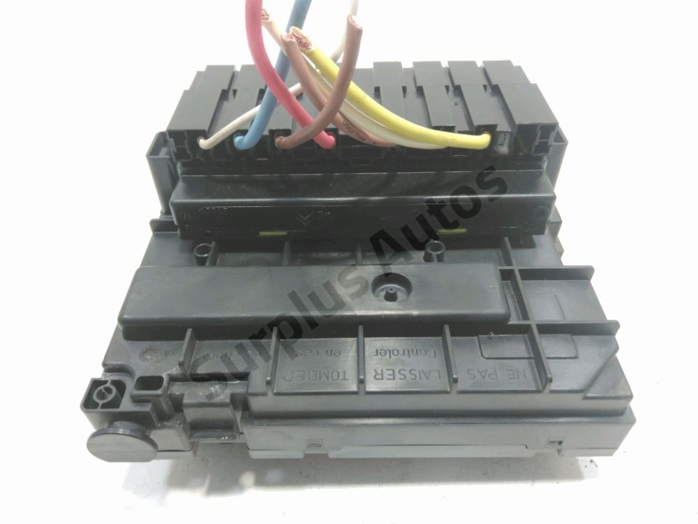 Boite à fusibles moteur