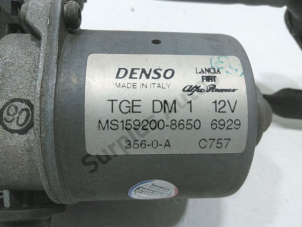 Mécanisme + moteur d'essuie glace avant