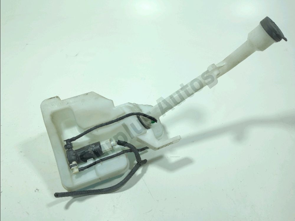 Réservoir de lave glace avant