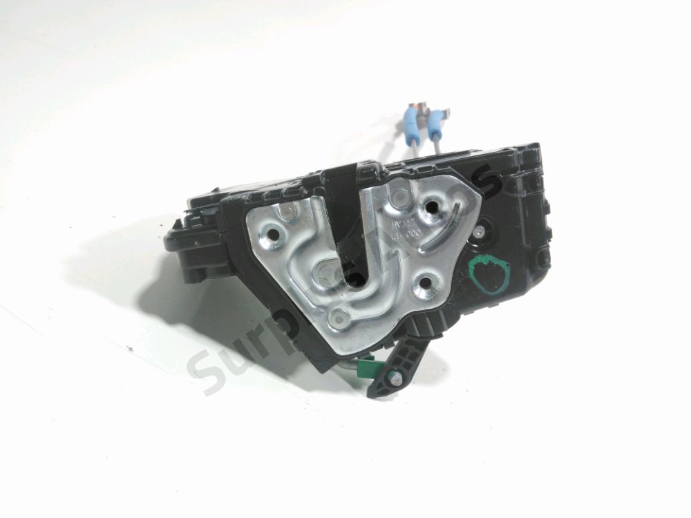 Serrure de porte avant gauche