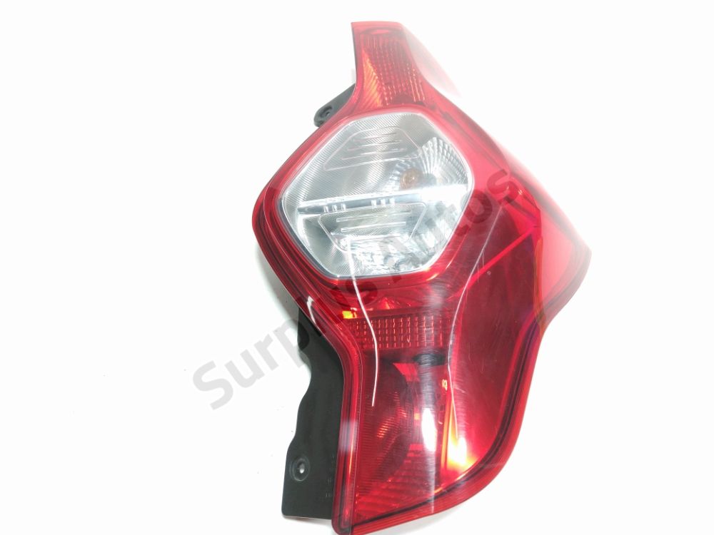 Feu arriere droit