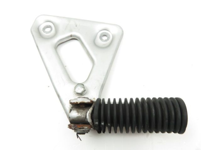 PLATINE ET REPOSE PIEDS ARRIERE GAUCHE