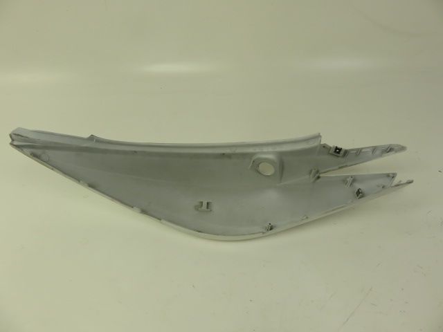 CARENAGE ARRIERE DROIT